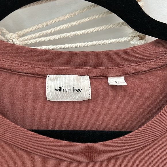 Aritzia Wilfred free cropped tshirt - Picture 2 of 5